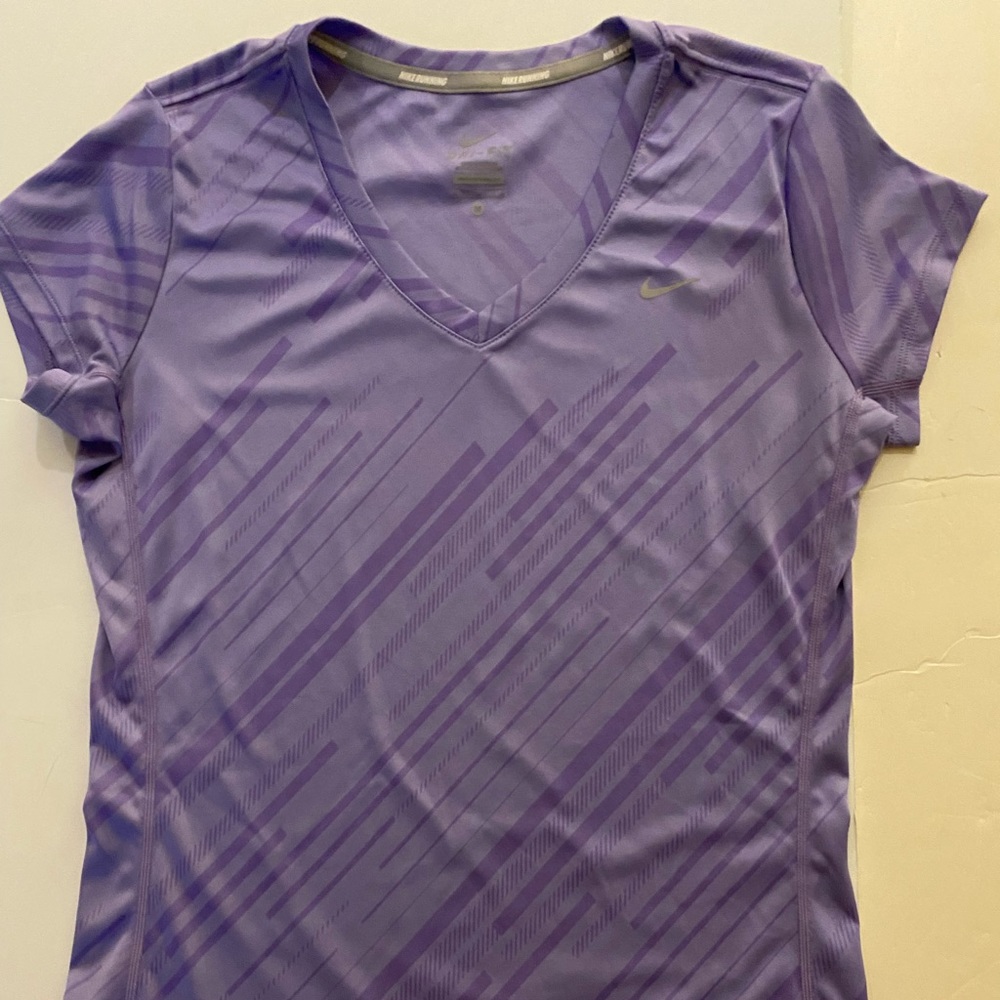 Nike Dri-fit women’s Short Sleeve Running Top sz M